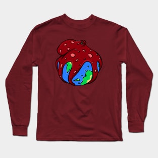 giant octopus Long Sleeve T-Shirt